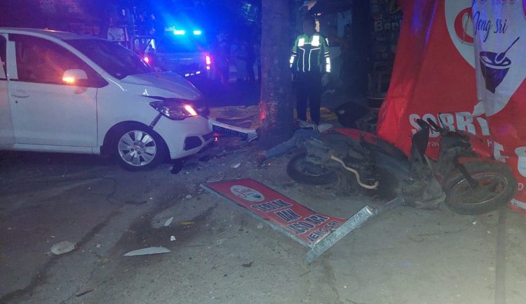 Ditabrak Mobil dari Belakang, 2 Pengendara Motor Tewas