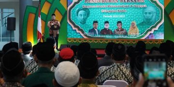 Mas Dhito dalam acara pengukuhan Pimpinan Daerah Muhammadiyah dan Aisyiyah Kabupaten Kediri Periode 2022-2027. Foto: Ist