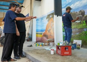 Mas Dhito Dorong Pelukis Ruslan Gelar Pameran Tunggal