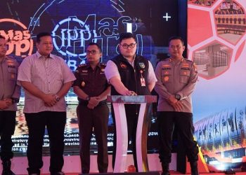 Mas Dhito Minta Pembangunan Stadion Baru Tepat Waktu dan Mutu