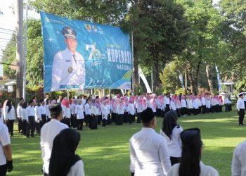 Upacara Harkopnas ke-76 di halaman Balai Kota Kediri. Foto: Ist