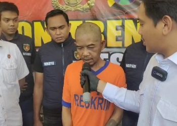 Suprapto, ayah kandung Desy dalam ungkap kasus di Mapoles Kediri. Foto: Bacaini/AK.Jatmiko