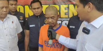 Suprapto, ayah kandung Desy dalam ungkap kasus di Mapoles Kediri. Foto: Bacaini/AK.Jatmiko