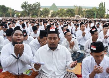 Masyarakat Kota Kediri Sambut 1 Muharam dengan Istighotsah dan Doa Bersama