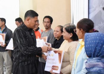 Penyerahan Banmod DBHCHT 2023 Disambut Gembira 399 Orang Penerima