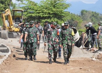 Waaspotdirga Kasau Mabes TNI Tinjau TMMD 117 Kodim 0809 Kediri