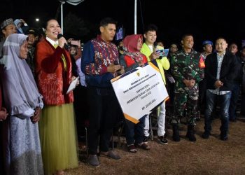 Puncak Festival ANTV Rame, Wali Kota Kediri Serahkan Bantuan RTLH untuk Warganya