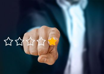 Tips Cuitan Kritik di Medsos, Jauh dari Jeratan Hukum