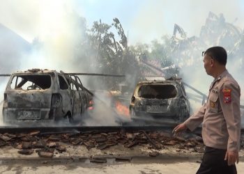 Garasi Rumah Kades di Nganjuk Kebakaran, Mobil Siaga Desa Hangus