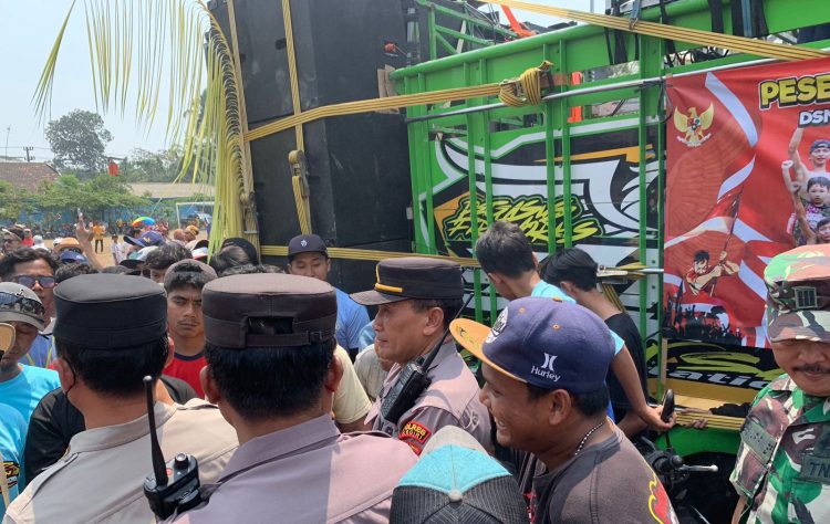 Ikut Karnaval, 7 Truk Sound System Dihadang Polisi