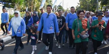 Jalan santai memperingati Hari Koperasi Nasional ke-76. Foto: Ist
