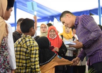 Santuni 1.641 Anak Yatim, Wali Kota Kediri: Anak Yatim Tidak Boleh Putus Sekolah
