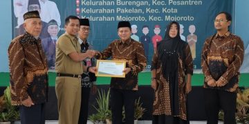 Peresmian Kampung Moderasi Beragama di aula Kantor Kelurahan Burengan. Foto: Ist
