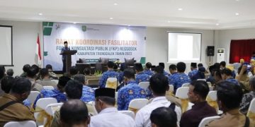 Bupati Arifin membuka FGD Regsosek di Hotel Jasa Permai. Foto: Ist