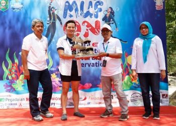 Launching Taman Laut Bioreeftek di Pantai Mutiara Trenggalek. Foto: Ist