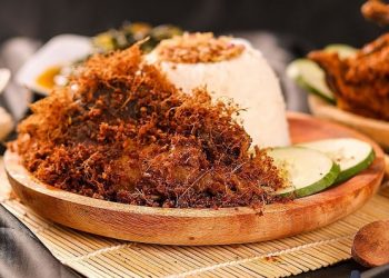 Pembukaan Bebek Carok Tretan Muslim di Kediri Ramai Pengunjung