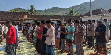 Salat Istisqa, Ratusan Napi Trenggalek Berdoa Kekeringan segera Berakhir