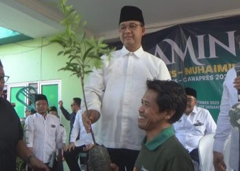 Pakai Simbol Sawo Kecik, Pasangan AMIN Didoakan Kiai Kampung dan Pesantren Menang Pilpres 2024