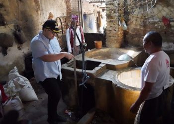 Mas Dhito Minta Pengrajin di Kampung Tahu Segera Urus Perizinan