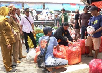 Jaga Kestabilan Harga Bahan Pokok, Mas Dhito Terjunkan Satgas Pangan