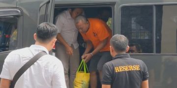 Polisi Limpahkan Kades dan Bendahara Ngulankulon ke Kejari Trenggalek