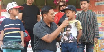 Berangkatkan Jalan Santai, Wali Kota Kediri Titip Pesan Pendidikan untuk Anak