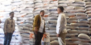 Wali Kota Kediri Cek Stok Beras di Gudang Bulog