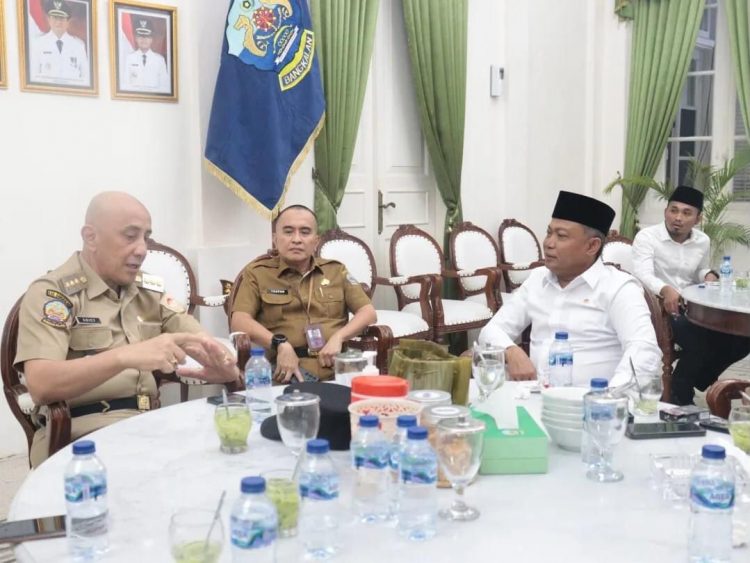 DPR RI “Tegur” Pj Bupati Bangkalan Terkait Program Nasional Jokowi yang Jalan di Tempat