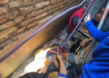 Bleng! Pria Obesitas di Malang Terperosok Lubang Sedalam 6 Meter