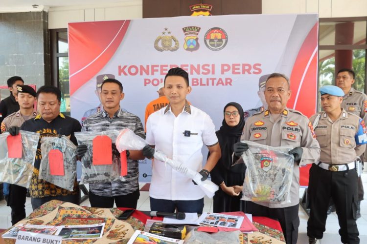 Terungkap, Pembunuhan Blitar Dipicu Cemburu