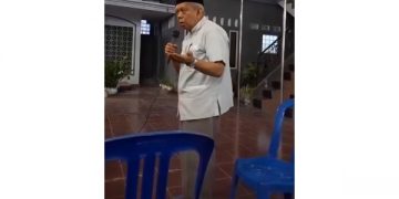 Warga Kampung Inggris Protes Pembangunan Trotoar