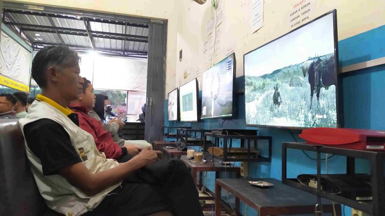 Keranjingan Game, Kakek ini Habiskan Waktu Main PS Hingga 9 Jam