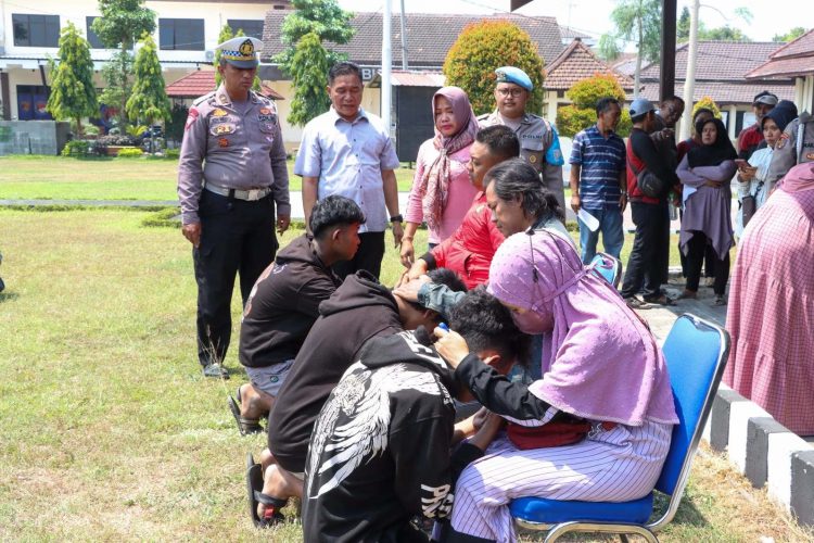 Polisi Amankan Ratusan Pemuda Jombang Pemberantas Gangster