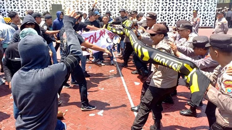 Awas! Provokasi Medsos Trenggalek Jadi Pantauan Pengamanan Pemilu 2024