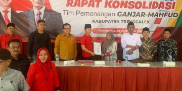 Tokoh Perempuan NU Trenggalek Jadi Jenderal Perang Pasangan Ganjar-Mahfud. (foto/Aby/Bacaini)