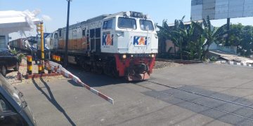 Catatan Kecelakaan Kereta Api di Lumajang, Maut Masih Mengintai di Perlintasan Sebidang