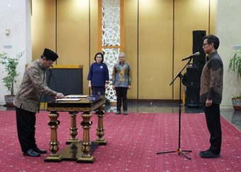 Menkes Lantik dr. Supriyanto Sp.B Jadi Dirut RSCM