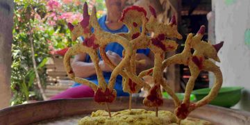 Peringati Hari Wayang Nasional, Warga Trenggalek Kenang Wayang Gaplek yang Tergerus Korean Street Food. (foto/aby/Bacaini)