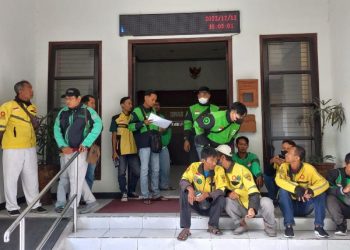 Puluhan Ojol Datangi Dishub Tulungagung Keluhkan Kenaikan Tarif