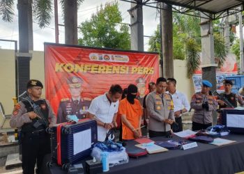 Miris! Bayar Umrah Rp64 Juta Calon Jamaah Tulungagung Hanya Sampai Jakarta