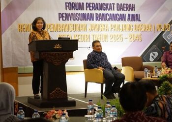 Pj Wali Kota Kediri Beri Arahan Penyusunan Ranwal RPJPD 2025-2045