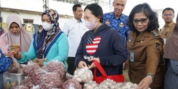 Tinjau Gerakan Pangan Murah, Zanariah Tekankan Perlunya Menjaga Stabilitas Harga