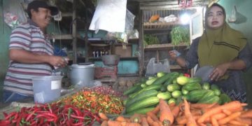 Jelang Nataru Harga Cabai dan Sayuran di Jombang Mulai Merepotkan. (foto/Bacaini)