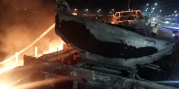 Detik-detik Meledaknya Truk Tangki Muatan Metanol Ribuan Liter di Tol Jombang-Mojokerto. (foto/ist)