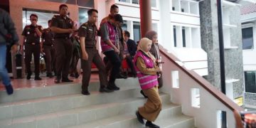 Korupsi Proyek Puskesmas Bumiaji Rp 4,4 M, Kadinkes Batu Dijebloskan Bui . (foto/Bacaini)