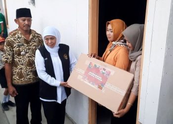 Air Mata Khofifah Runtuh Saat Pamit Mundur: Insyallah Maju Kembali di Pilgub Jatim