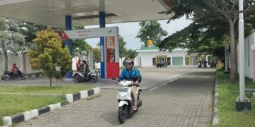 Perampok Bercadar Acak-acak SPBU Kediri Gasak Uang Puluhan Juta. (foto/Bacaini)