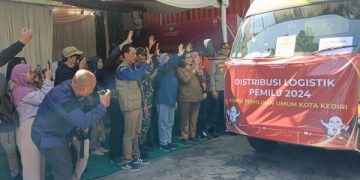 Logistik Tuntas Didistribusikan, Kota Kediri Siap Coblosan!. (foto/Bacaini)