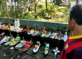 Lomba Perahu Replika, Cara Warga Kediri Jaga Kebersihan Sungai