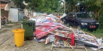 Jadi Sampah Pemilu 2024, Ribuan APK di Kota Kediri Segera Dimusnahkan. (foto/Bacaini)